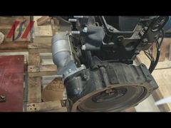 Der Yanmar 3TNV80F-SPSY2 ist ein kompakter 3-Zylinder-Viertakt-Dieselmotor.