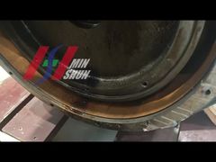 Der S4S ist ein Mitsubishi-Dieselmotor mit einer Leistung von 32,8 kW bei 1800 U/min.